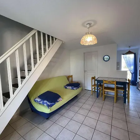 Pavillon A Avec Piscine, Jardinet, Proche Et Commerces, Capacite 6 Personnes - Fr-1-701-23 Apartment *
